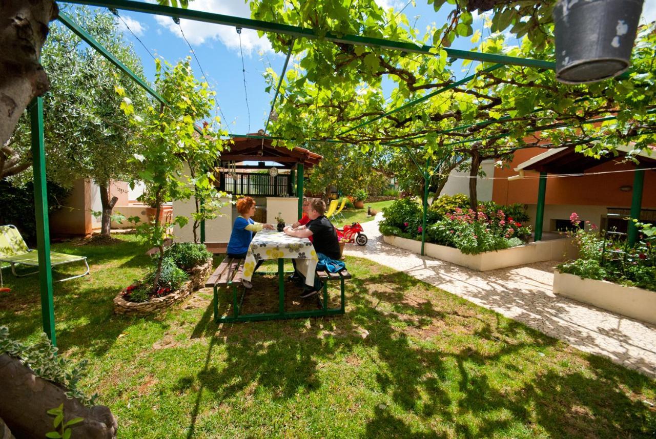 Guest House Bizjak ヴィンクラン エクステリア 写真